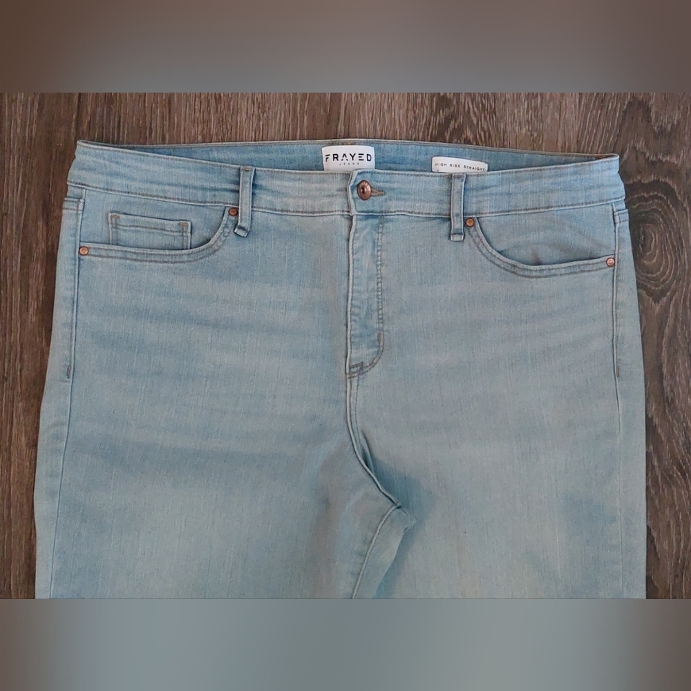 Frayed Raw Hem Light Wash High Rise Straight Denim Jeans Size 16 Flat Front Chic - Picture 2 of 10